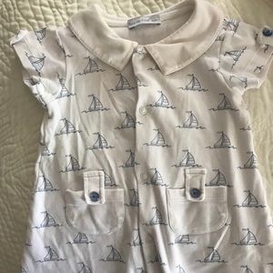 Hug me first romper 3-6month